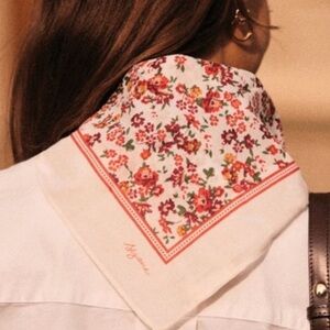 SÉZANE FLORAL COTTON SQUARE SCARF